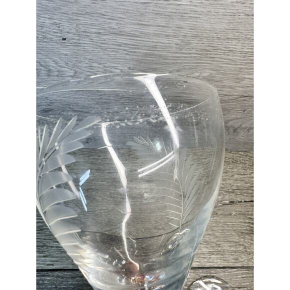 1950’s Val Saint Lambert Etched 6.25”Crystal wine goblets 10 Oz Signed~set Of 2 - Picture 7 of 9